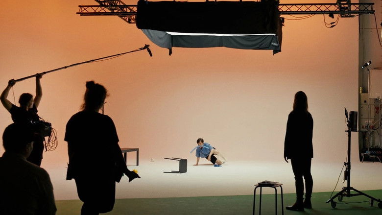 кадр из фильма Everything is Right Before