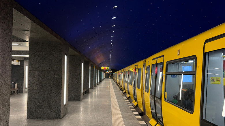 кадр из фильма Kontrollverlust Berlin