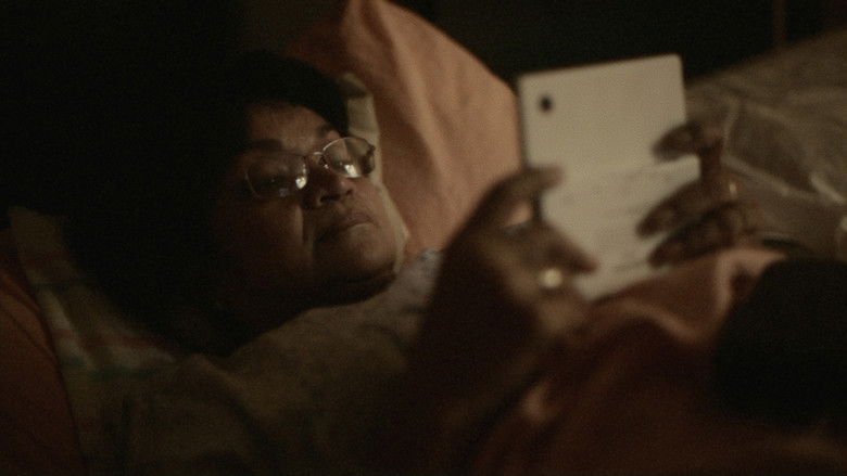 кадр из фильма digna guerra