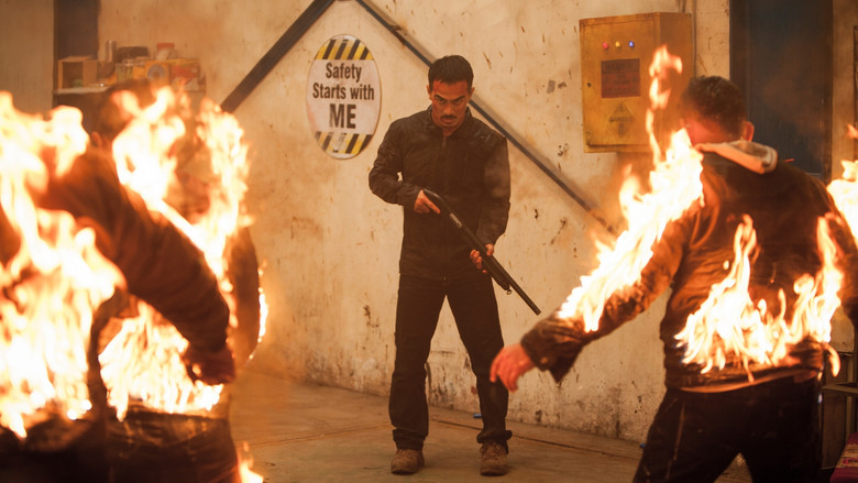 кадр из фильма Ночь идёт за нами