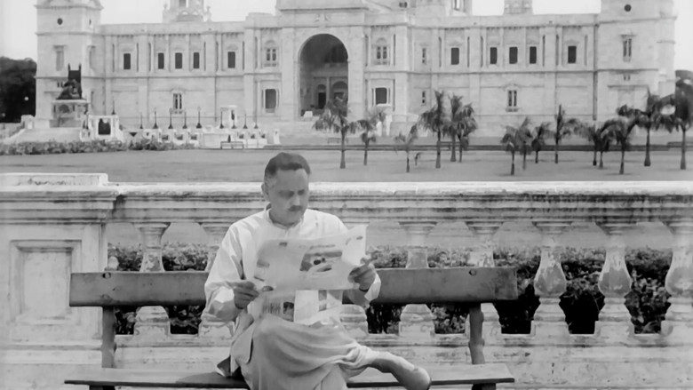 кадр из фильма ওরা থাকে ওধারে