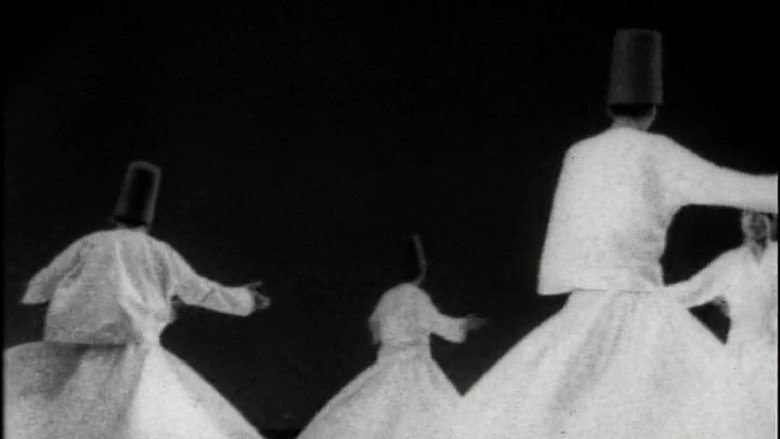 кадр из фильма Mevlevi - Les Derviches tourneurs