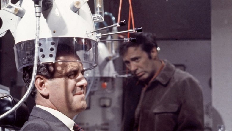 кадр из фильма The Last Lonely Man