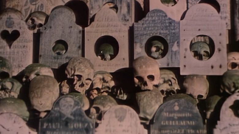 кадр из фильма Лики смерти 2