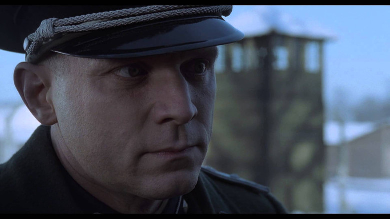 кадр из фильма Аминь