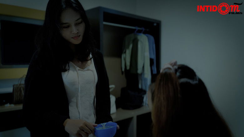 кадр из фильма Memiliki Viola 5