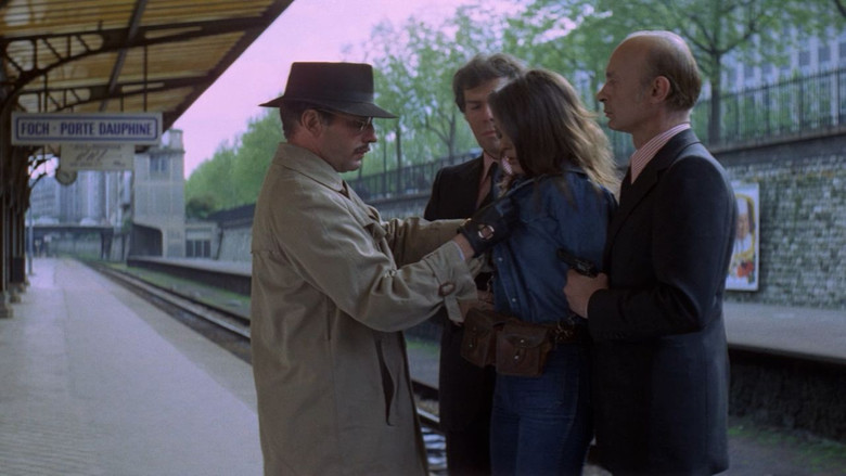 кадр из фильма Игра с огнем