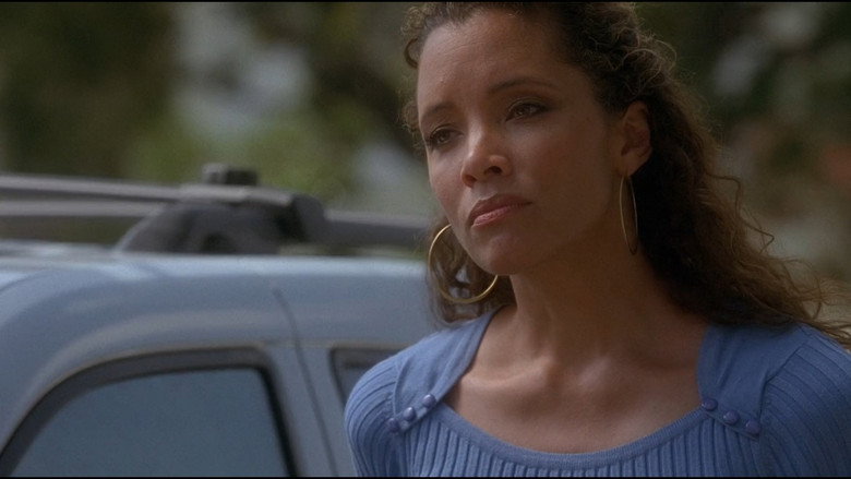 кадр из фильма Relative Stranger