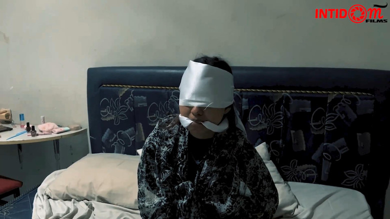 кадр из фильма Di Tengah Dua Saudari 3