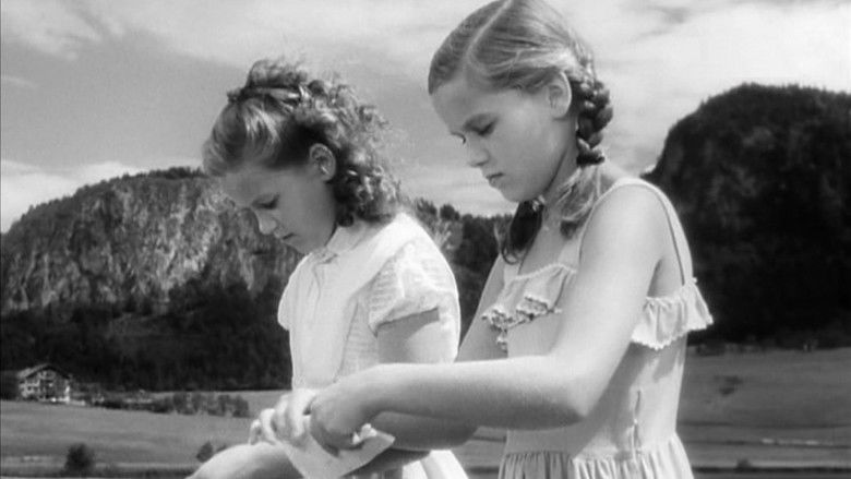 кадр из фильма Проделки близнецов