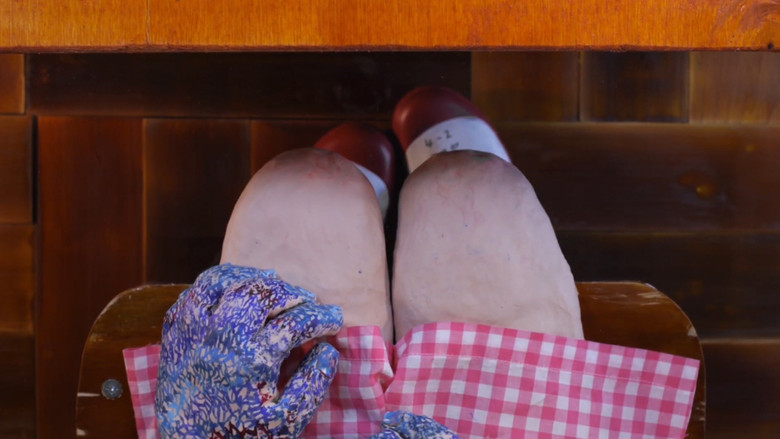 кадр из фильма ワタヤ