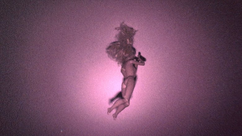 кадр из фильма Паранормальные явления: Скинамаринк