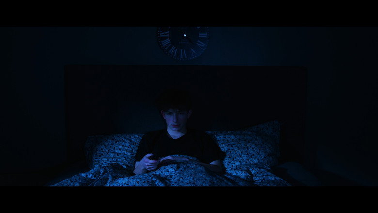 кадр из фильма Insomniac