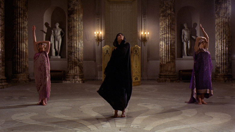 кадр из фильма Влюбленные женщины