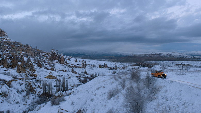 кадр из фильма Зимняя спячка