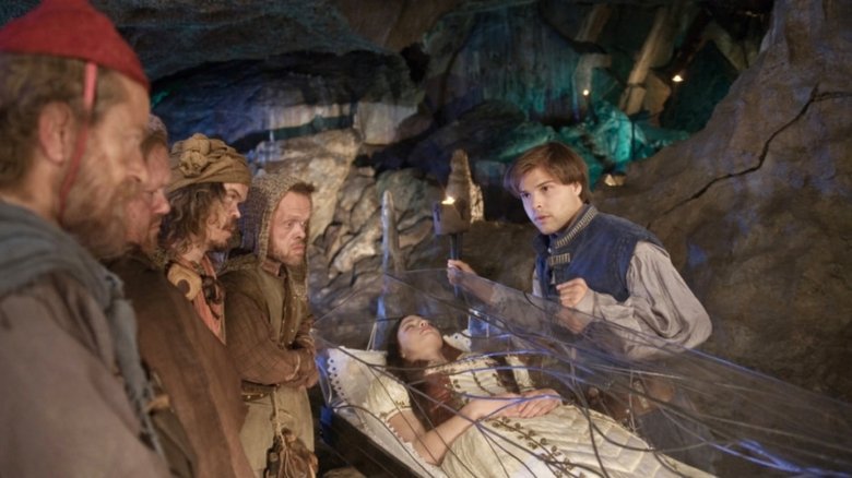 кадр из фильма Белоснежка