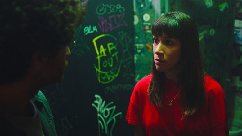 кадр из фильма T'es morte Hélène