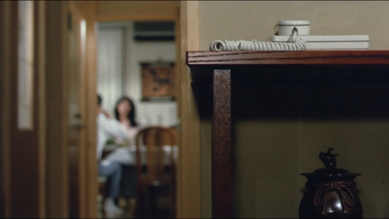 кадр из фильма 団鬼六　人妻なぶり