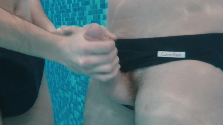 кадр из фильма SwimBoy