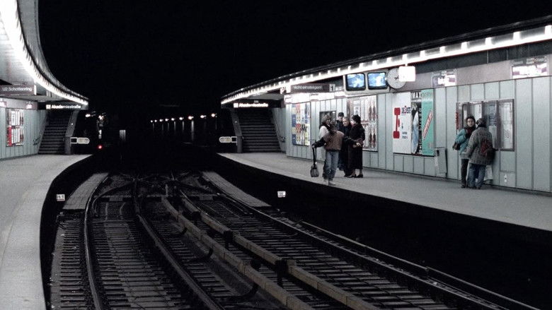 кадр из фильма 71 фрагмент хронологии случайностей