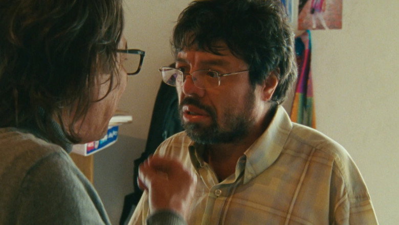 кадр из фильма Поэт