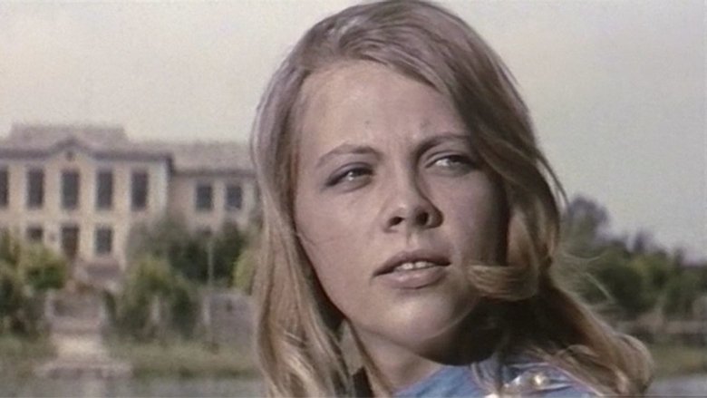 кадр из фильма Меж высоких хлебов