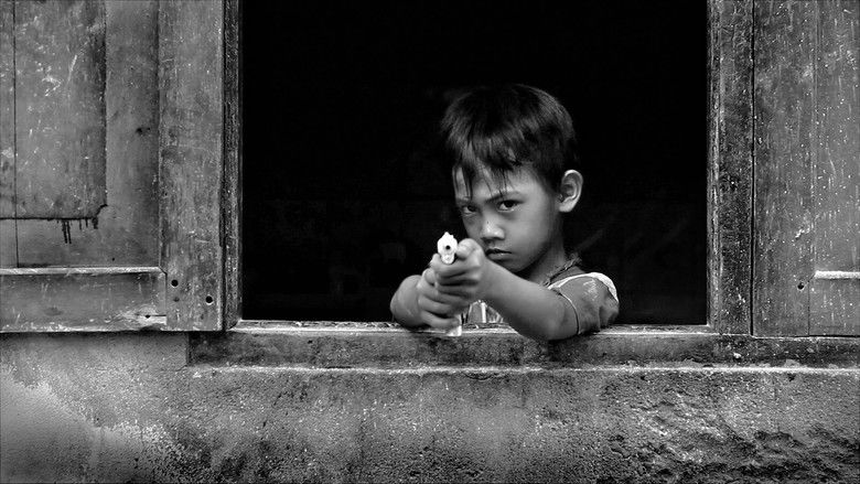 кадр из фильма Halaman Belakang