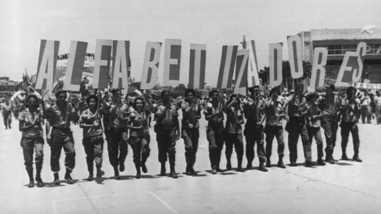 кадр из фильма Salut les Cubains