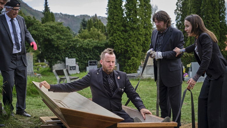 кадр из фильма Засланец из космоса