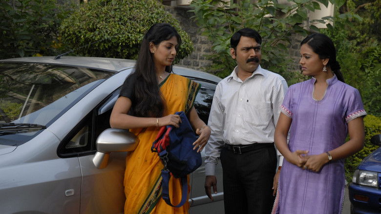 кадр из фильма मन्या सज्जना