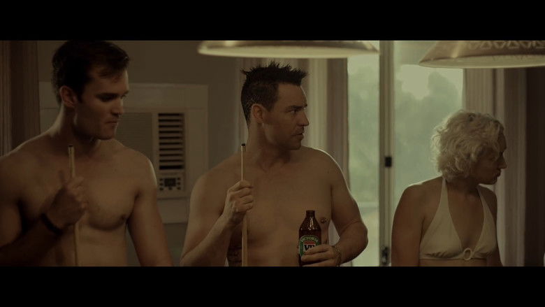 кадр из фильма Затаившийся в лесу