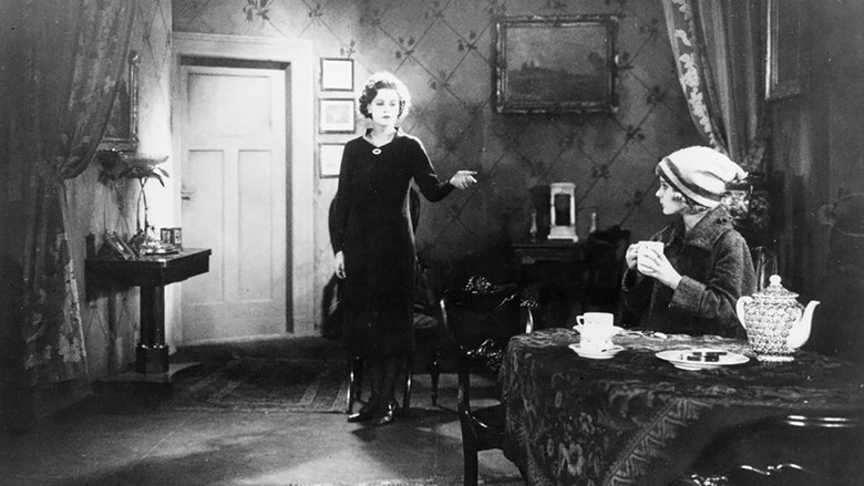 кадр из фильма Безрадостный переулок