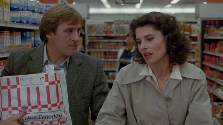 кадр из фильма Соседка