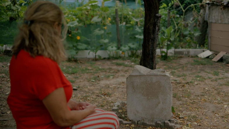 кадр из фильма Rodakis'i Ararken