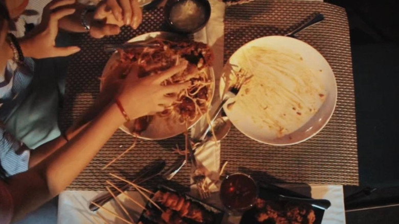 кадр из фильма Through a Pig’s Heart