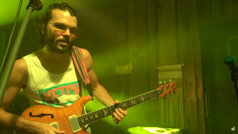 кадр из фильма Bingo Tour