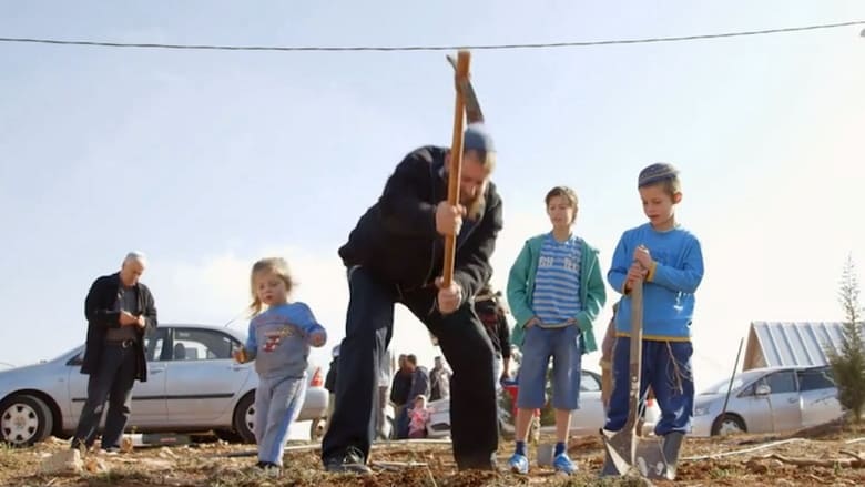 кадр из фильма The Settlers