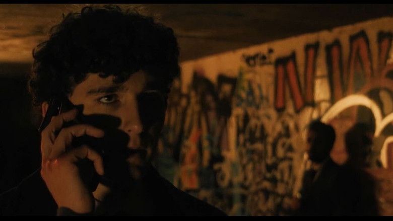 кадр из фильма Silk and Shadow