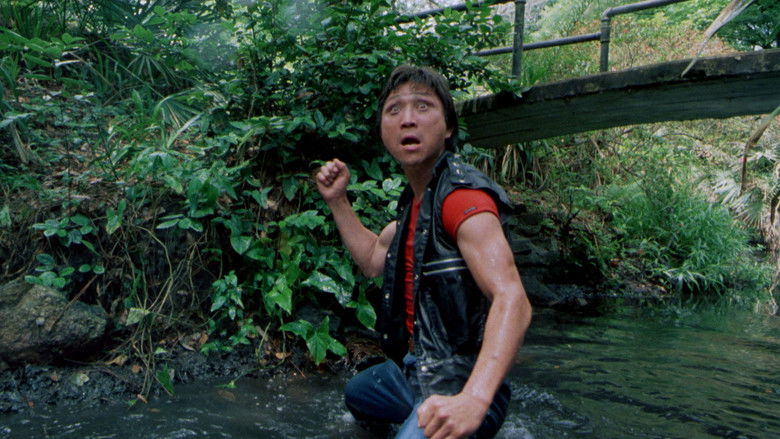 кадр из фильма Связь через Майами