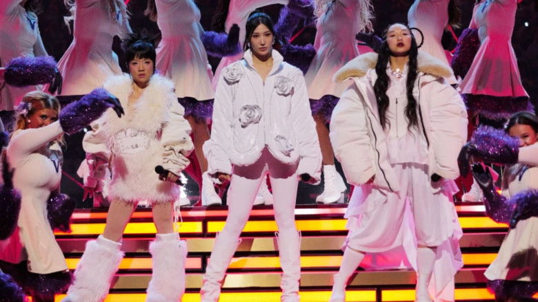 кадр из фильма Snoop's Holiday Halftime Party