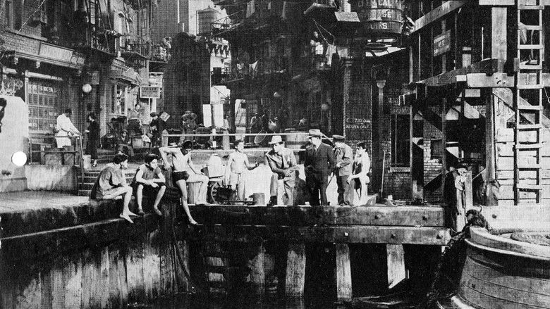 кадр из фильма Тупик