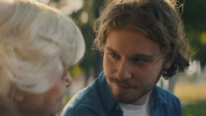 кадр из фильма Тельма