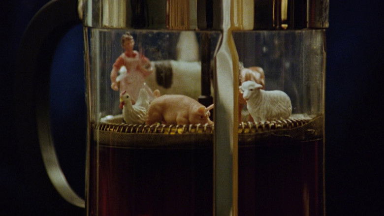 кадр из фильма Цепная реакция