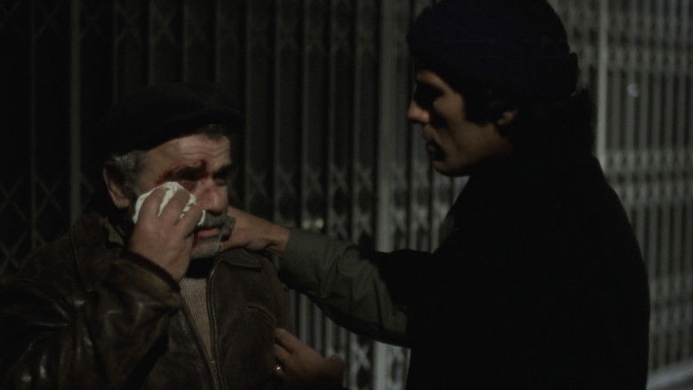 кадр из фильма Человек на коленях