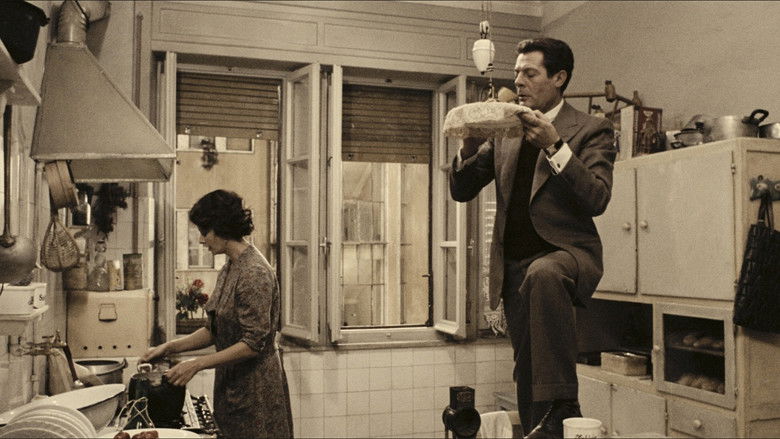 кадр из фильма Необычный день