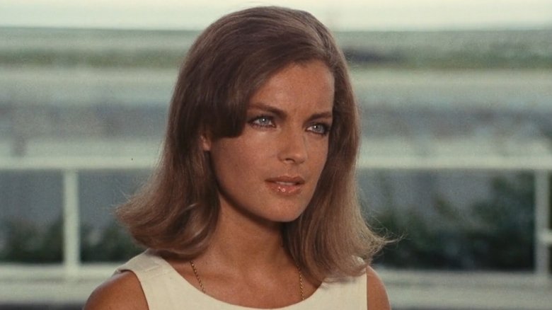 кадр из фильма Бассейн