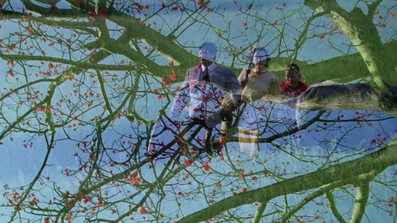 кадр из фильма Восемь лянов золотом