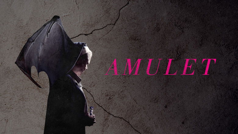 кадр из фильма Амулет