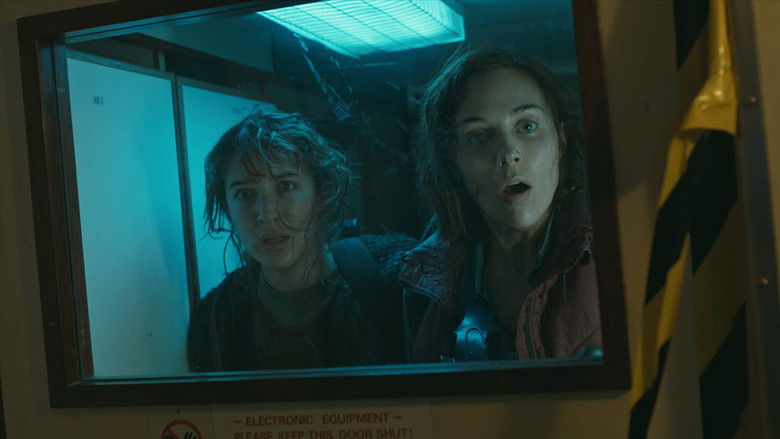 кадр из фильма Смерть на воде