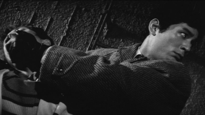 кадр из фильма Зверь должен умереть